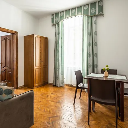 Next To Opera Apartment Lviv Exterior photo